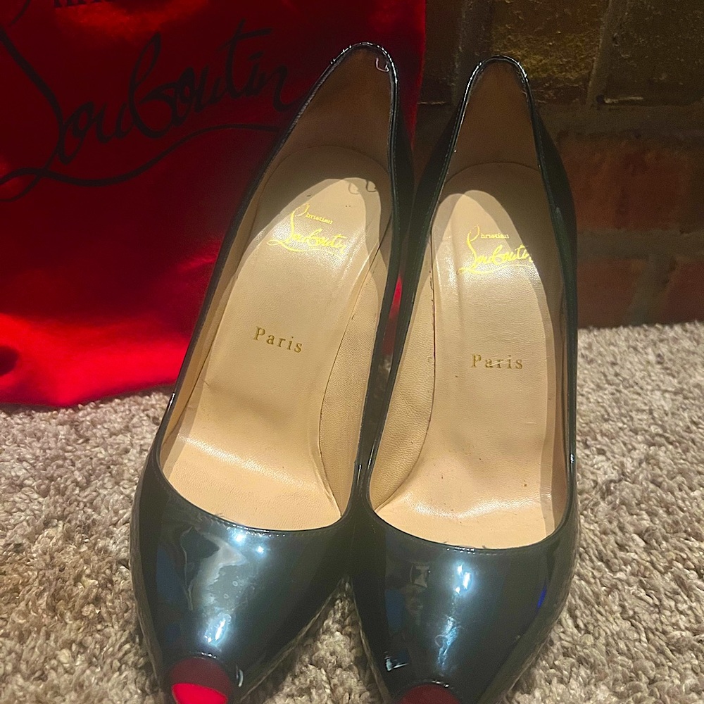 Christian Louboutin 38.5 (size 7.5)